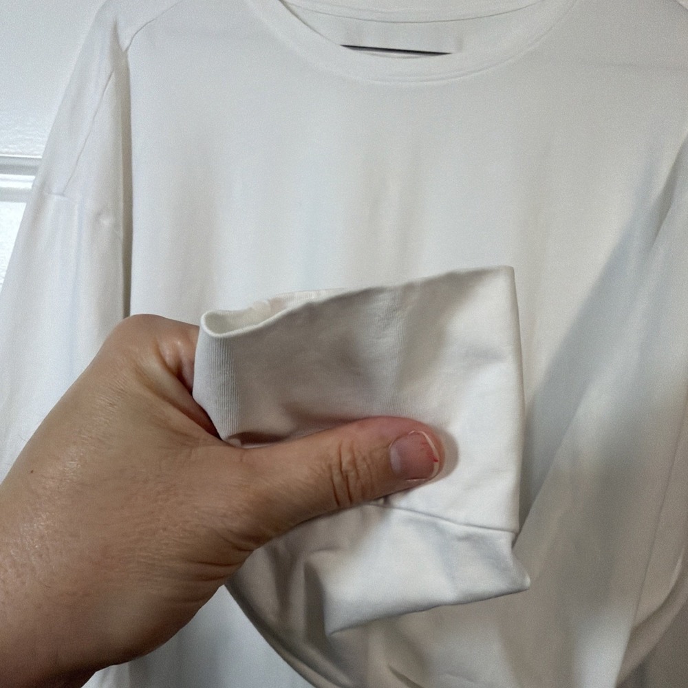 Vuori Long Sleeve T-Shirt Women Large White Relaxed Fit Athleisure Crew Neck - Picture 8 of 11